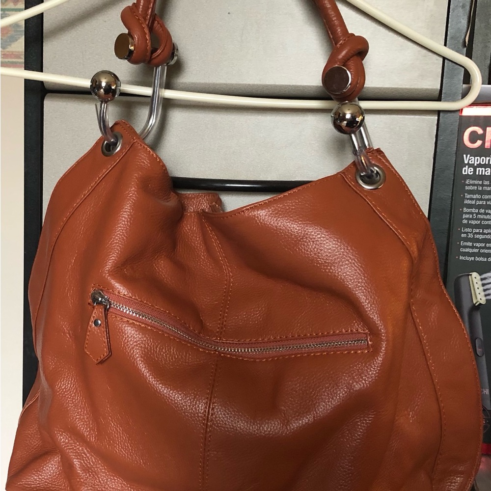 Brand new leather, Vicenzo bag.